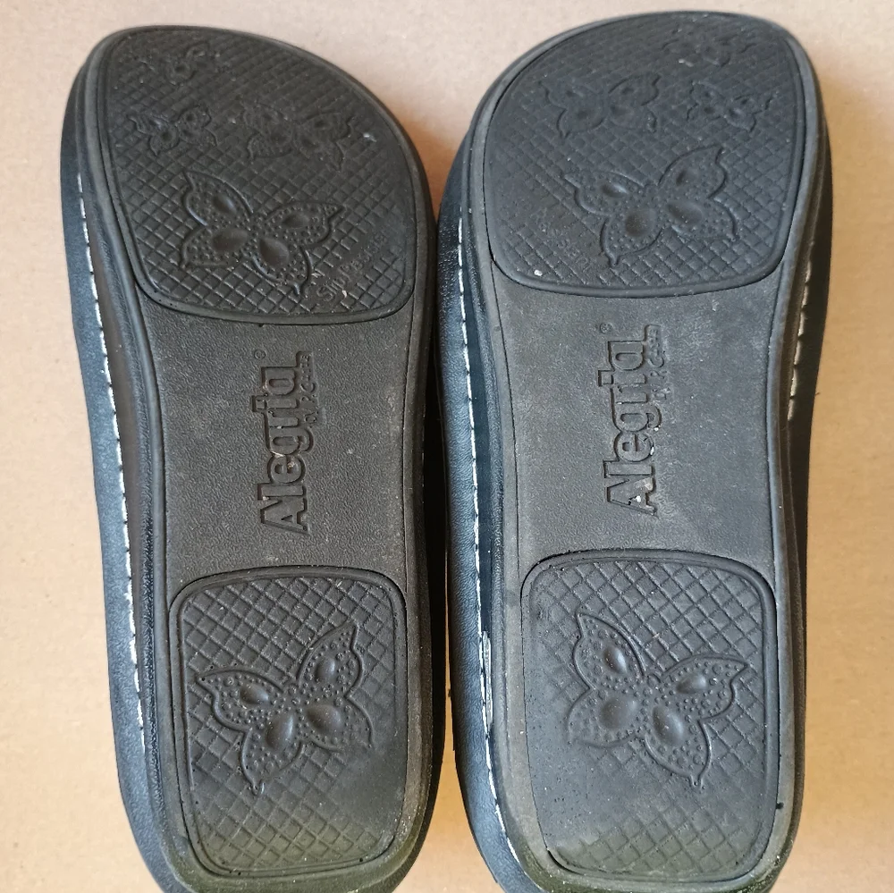 Alegria Womens Deliah Upgrade Professional Nursing Shoe Size 38 Black Slip On